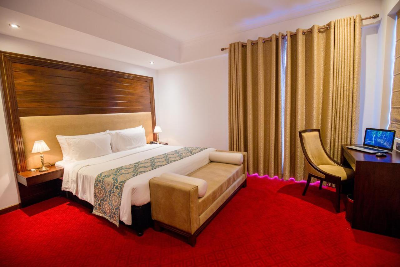 קולומבו Trillium Boutique City Hotel מראה חיצוני תמונה